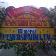 Pesan Bunga Papan Anniversary Surabaya - 08123.5931.288